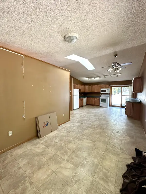 3975 Lovell RD, Circle Pines, MN 55014