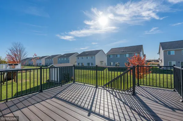 221 Cypress DR, Mankato, MN 56001