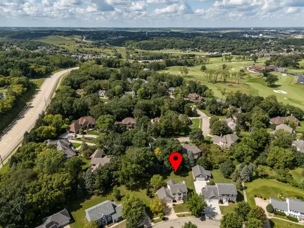 810 Foxcroft CIR SW, Rochester, MN 55902