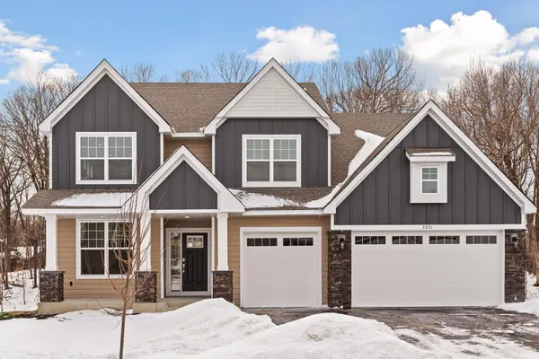 3031 Sugar Maple DR,  Chaska,  MN 55318