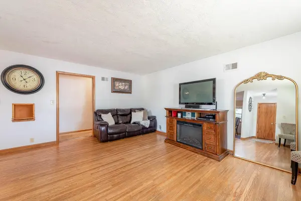 731 Belwood DR, Mankato, MN 56001