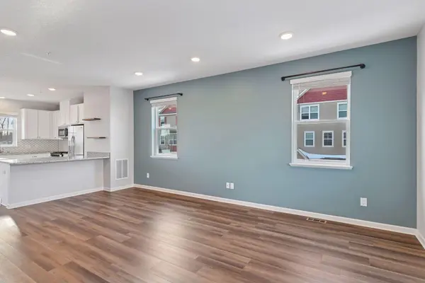 17575 96th PL N, Maple Grove, MN 55311
