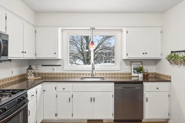 2602 93rd TRL, Brooklyn Park, MN 55444