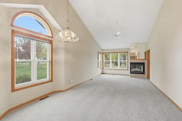 700 Leroy LN #47, River Falls, WI 54022