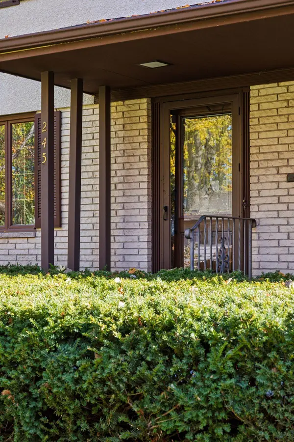 245 Ashley RD, Hopkins, MN 55343