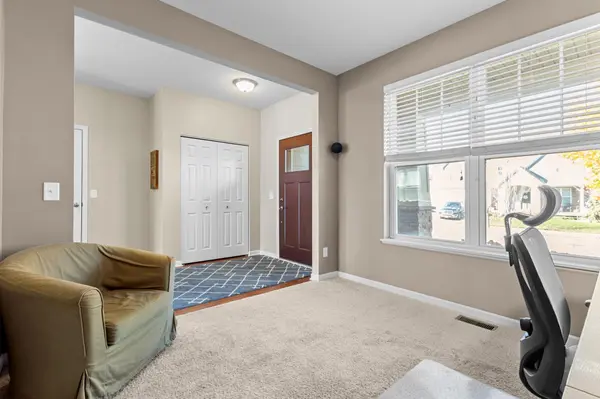 4065 Holasek PATH, Chaska, MN 55318