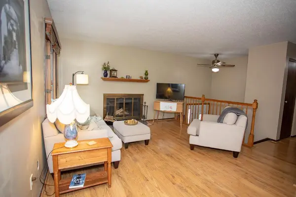 7841 Rimbley RD, Woodbury, MN 55125