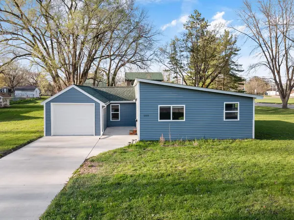 105 E Franklin ST, Morristown, MN 55052