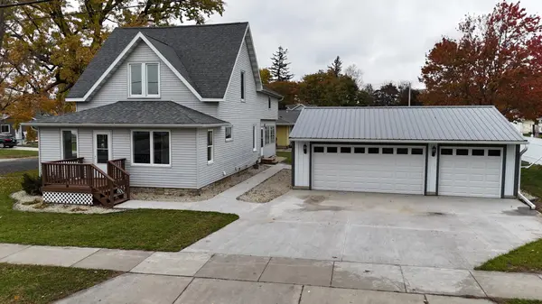 315 3rd ST SW, Stewartville, MN 55976