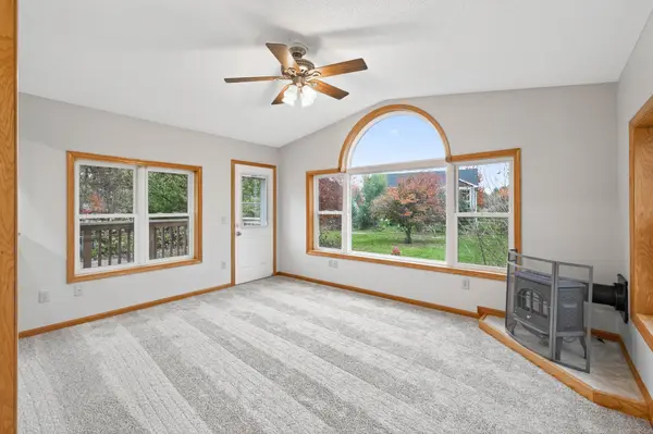 6558 Hokah DR, Lino Lakes, MN 55014