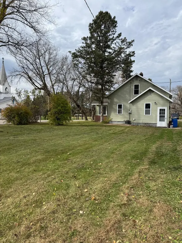 203 2nd AVE N, Dent, MN 56528