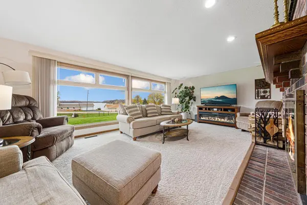 8323 Hamel WAY, Morristown, MN 55052