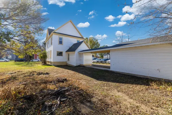 207 12th AVE W, Menomonie, WI 54751