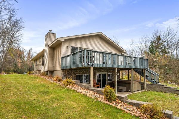8105 Cabin RD, Canyon, MN 55717