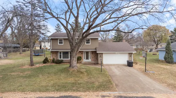 9609 Vincent AVE S, Bloomington, MN 55431