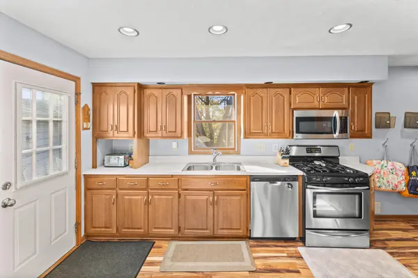 6105 Upper Afton CIR, Woodbury, MN 55125