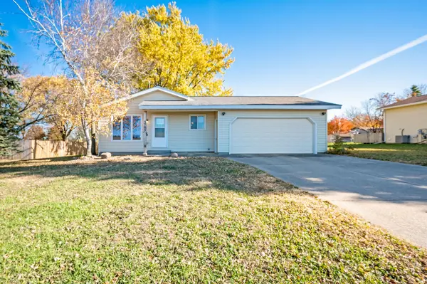 3703 Cedar Park RD, Fairmont, MN 56031