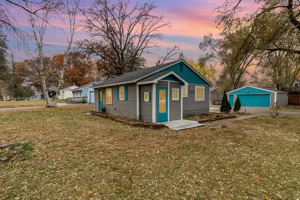 11044 5th ST NE, Blaine, MN 55434