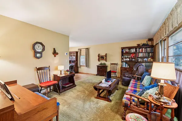 18701 South LN, Minnetonka, MN 55345
