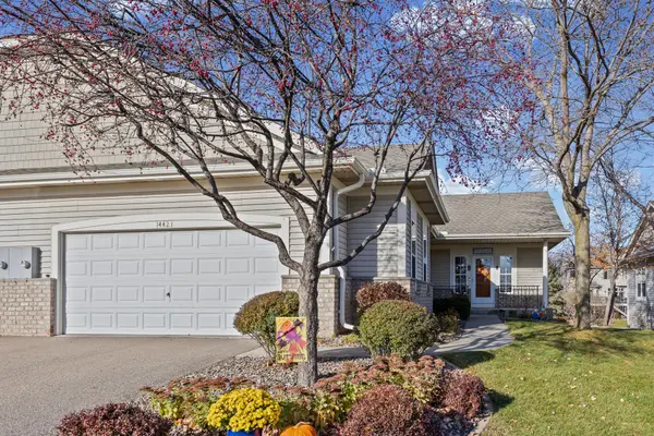 14421 Freesia WAY, Apple Valley, MN 55124
