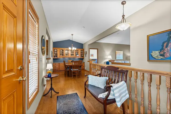 14421 Freesia WAY, Apple Valley, MN 55124