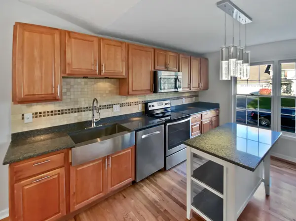 12595 Driftwood CT, Apple Valley, MN 55124