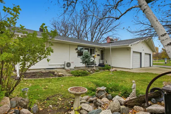 310 27th AVE N, Fargo, ND 58102