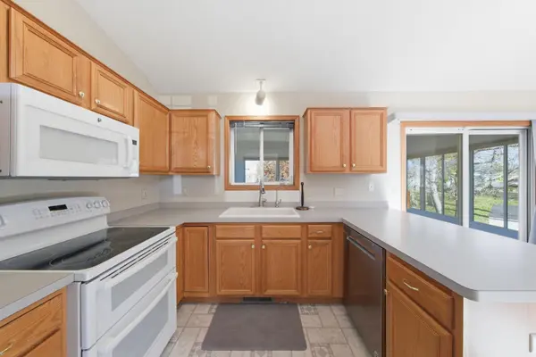 9100 Hampshire AVE N, Brooklyn Park, MN 55445