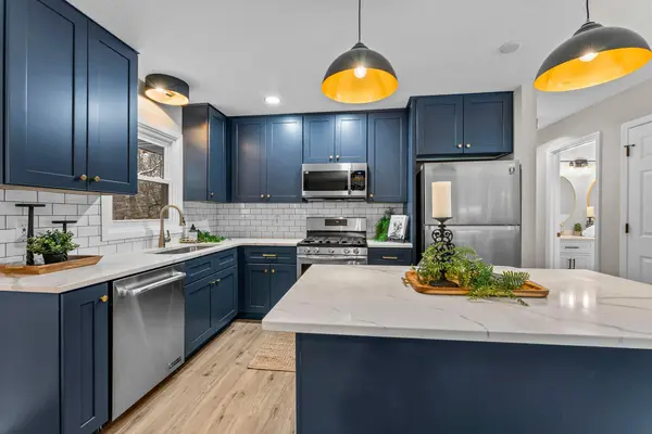 5610 Spencer Brook DR NW, Cambridge, MN 55008
