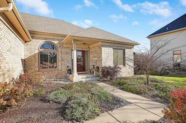 405 Ramsey AVE, Carver, MN 55315