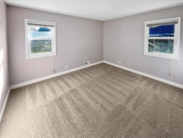 2306 Beam AVE, North Saint Paul, MN 55109