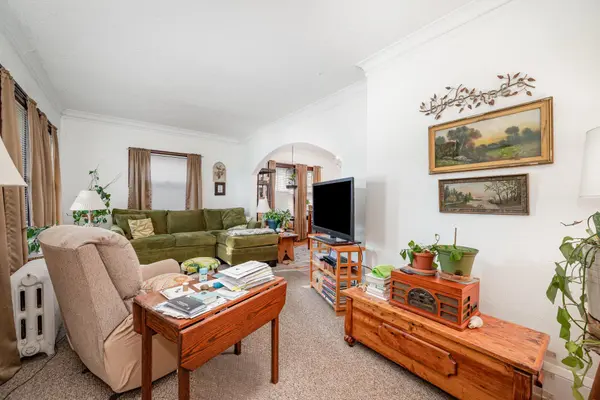 1377 Randolph AVE, Saint Paul, MN 55105