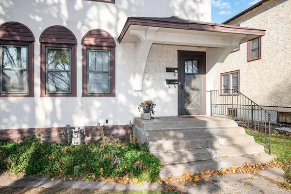 1377 Randolph AVE, Saint Paul, MN 55105