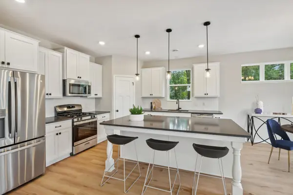 3854 Wren AVE, Shakopee, MN 55379