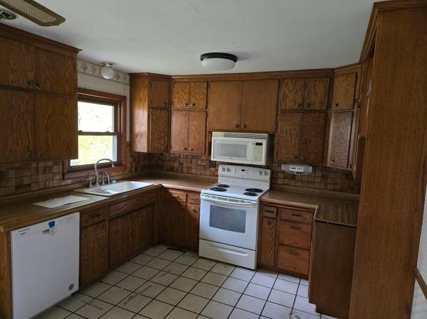 3926 Idaho AVE N, Crystal, MN 55427