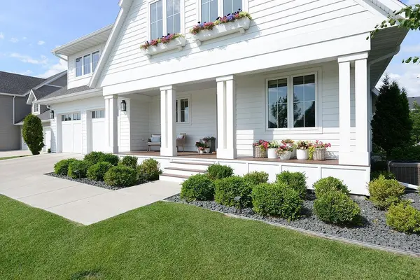 2630 2nd ST E, West Fargo, ND 58078