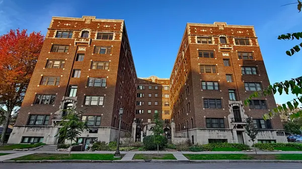 79 Western AVE N #606, Saint Paul, MN 55102