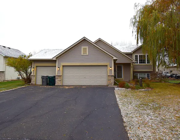 1113 N Cheyenne ST, Roberts, WI 54023