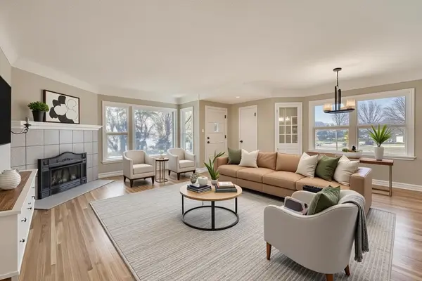 2293 7th AVE E, North Saint Paul, MN 55109