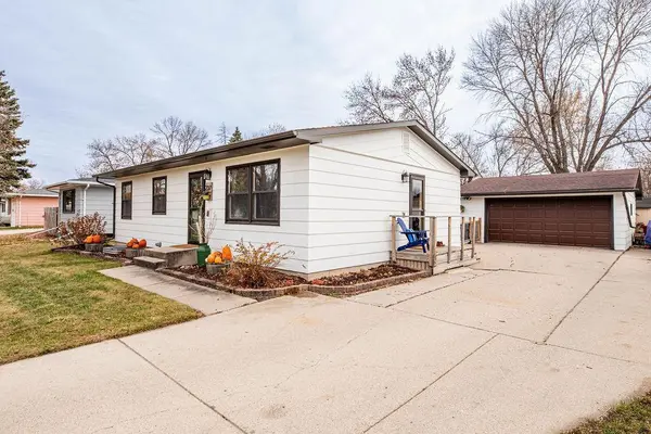 237 11th AVE W, West Fargo, ND 58078