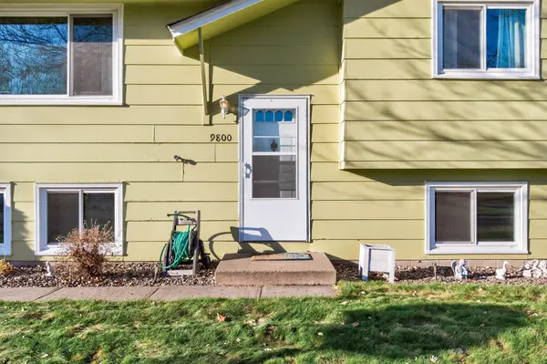 9800 129th LN N, Champlin, MN 55316