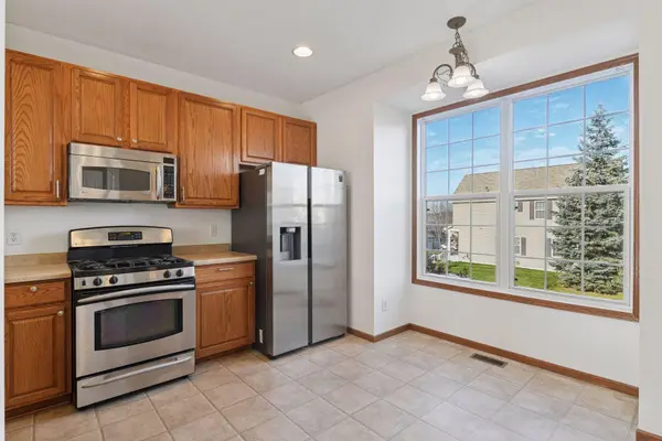 15611 June Grass LN, Eden Prairie, MN 55347