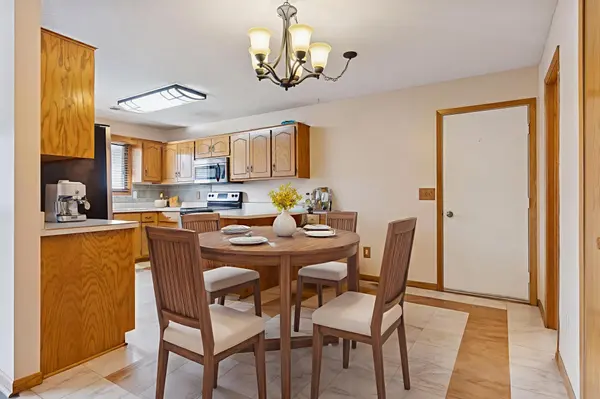 4104 White Bear Pkwy, White Bear Lake, MN 55110