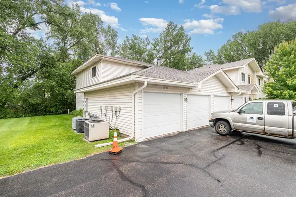 7944 Charles WAY, Inver Grove Heights, MN 55076