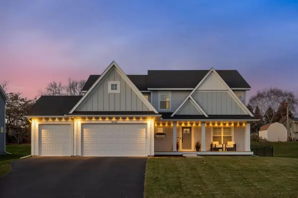 8555 197th ST W, Lakeville, MN 55044