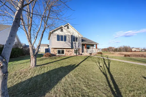 633 17th ST S, Sartell, MN 56377