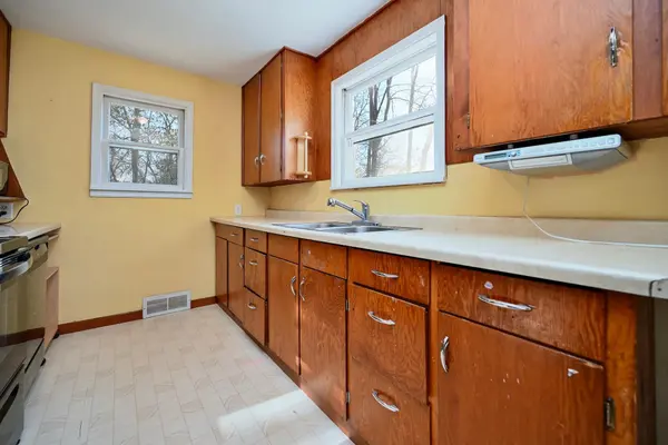 1031 Highway 43, Winona, MN 55987