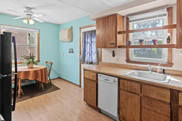 6550 Central AVE NE, Fridley, MN 55432