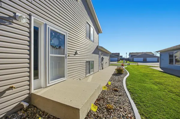 1054 42nd AVE W, West Fargo, ND 58078