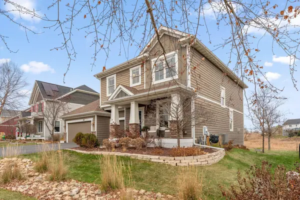 520 Prairie WAY S, Bayport, MN 55003